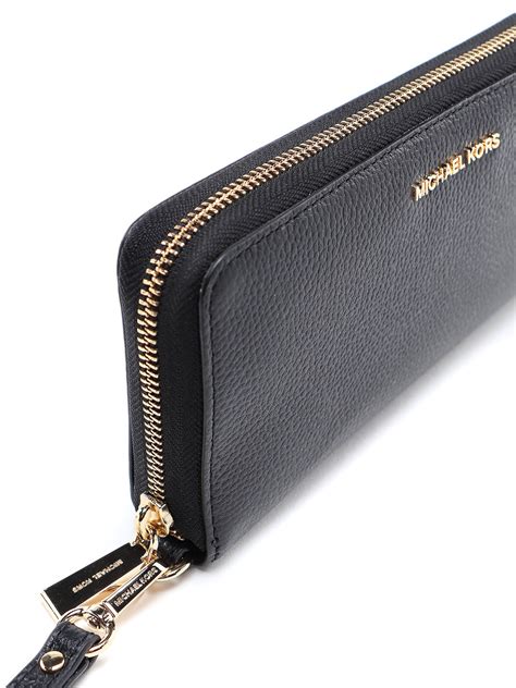 michael kors travel jet set geldbörse nieten|Jet Set Travel Large Leather Continental Wallet .